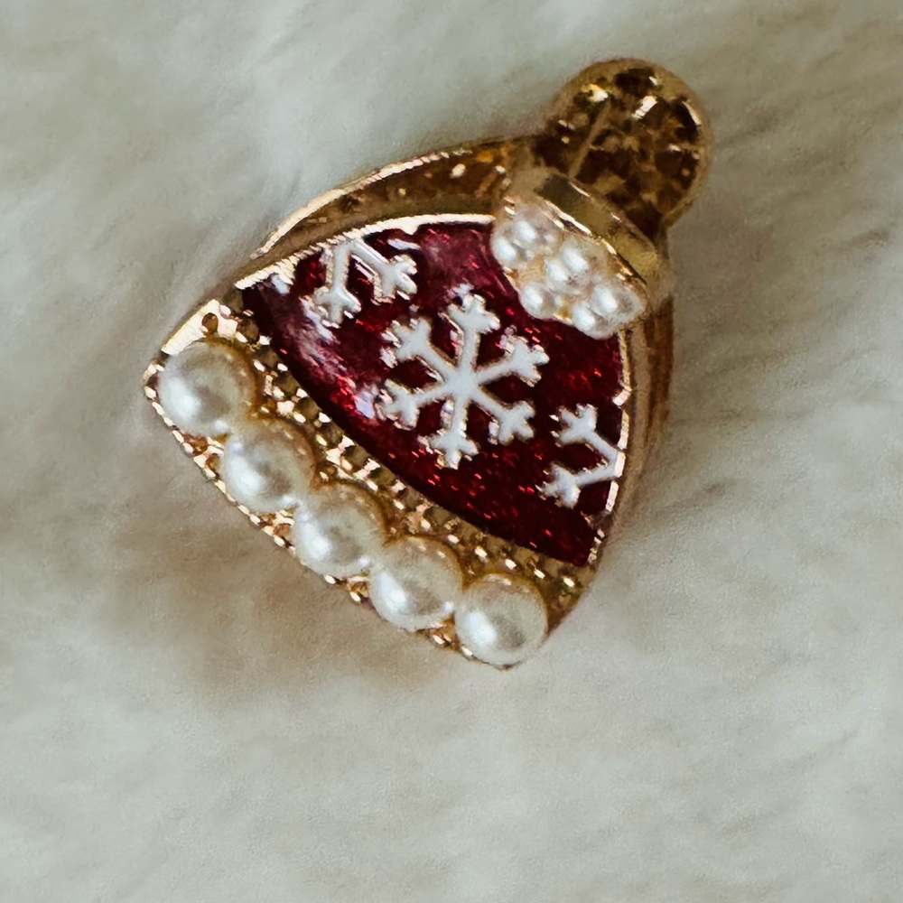 Mini Hair Claw Clip, Festive Red Snowflake Hat, pearls,red enamel,gold accent